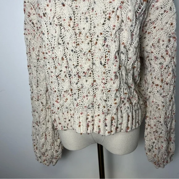 Moon & Madison Popcorn Chenille Knit Crew Neck Sweater - Picture 5 of 13